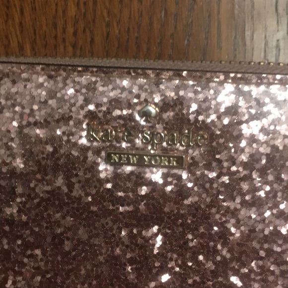 Kate spade New York pink glitter bug Lacey wallet - Picture 3 of 7